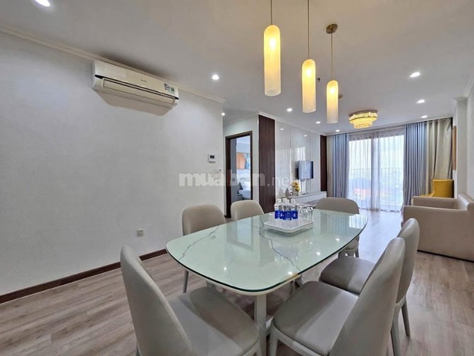 CC 55m2/2,2 tỷ ( sổ sẳn) đường Đinh Tiên Hoàng, full nội thất ,vay 70%