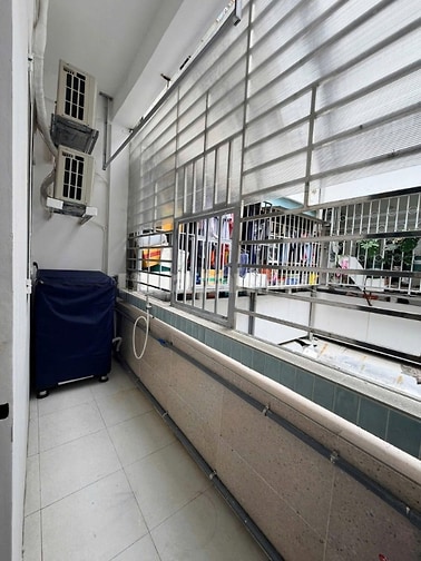 Chung cư Thang Bộ- Kênh Nhiêu Lộc, Quận 3, sẵn nội thất, 1PN, 42m2, gi