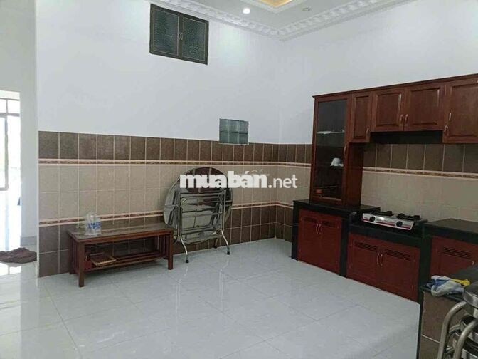 Cho Thuê Nhà Nguyên Căn 5x18m, 1 Trệt 2 Lầu + Sân Thượng, giá 22 Tr/