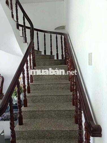 Cho Thuê Nhà Nguyên Căn 5x18m, 1 Trệt 2 Lầu + Sân Thượng, giá 22 Tr/