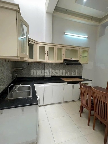 Nhà riêng 1 sẹt Huỳnh Văn Bánh 2PN (99.7m2) Sẵn nội thất  giá 14 tr/th