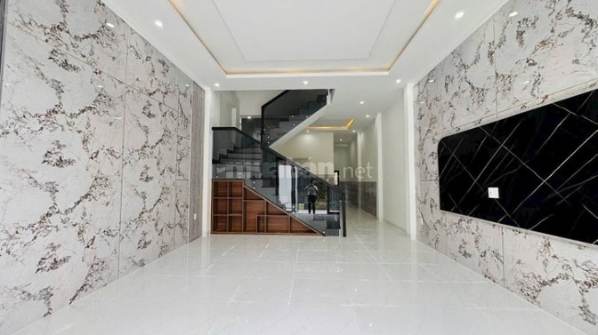 Bán Nhà Lầu Ngay Gần Big C Tân Hiệp, Ngã tư Tân Phong