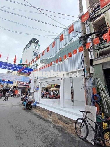 Cho thuê nhà góc 2 mặt tiền Nguyễn Thiện Thuật quận 3, giá 5x
