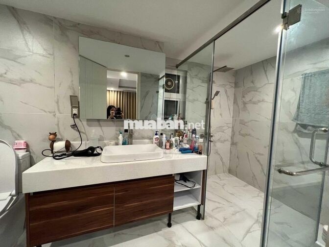 Cần cho thuê căn hộ CC Xi Grand Court, dt: 100m2, 3 phòng ngủ, nhà mới