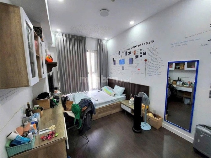 Căn góc 2 Ban công C/c Hoa Sen 3PN, 106m2, sẵn nội thất giá 14,5tr/th