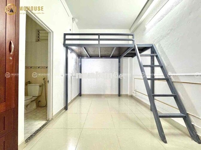 Cho Thuê Phòng Gác Giá Rẻ Đầy Đủ Nội Thất Gần Luỹ Bán Bích Đại Học VHU