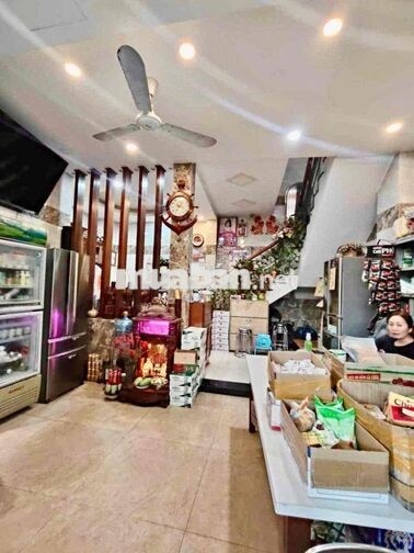3 TẦNG HẺM XE TẢI CUỐI LÊ TRỌNG TẤN – 8x20M – 8PN – CÓ DÒNG TIỀN