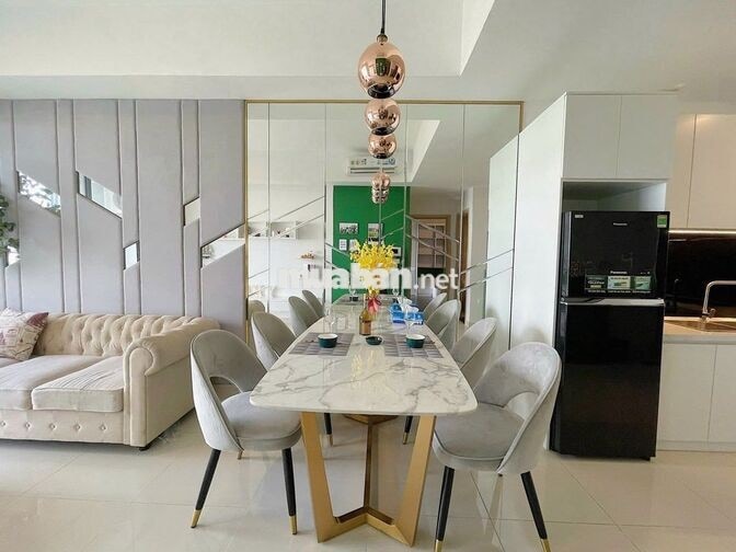 Cho thuê căn hộ chung cư Screc Tower, Q3,  81m2, 2PN, Giá: 13tr