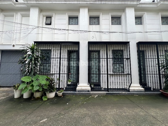 Bán toà Căn hộ 4 tầng thu nhập 70 triệu/tháng, hẻm xe hơi 7m Linh Đông