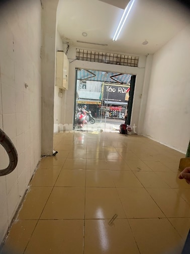 CHO THUÊ MẶT BẰNG MẶT TIỀN ĐƯỜNG NGUYỄN PHÚC NGUYÊN, GẦN GA SÀI GÒN