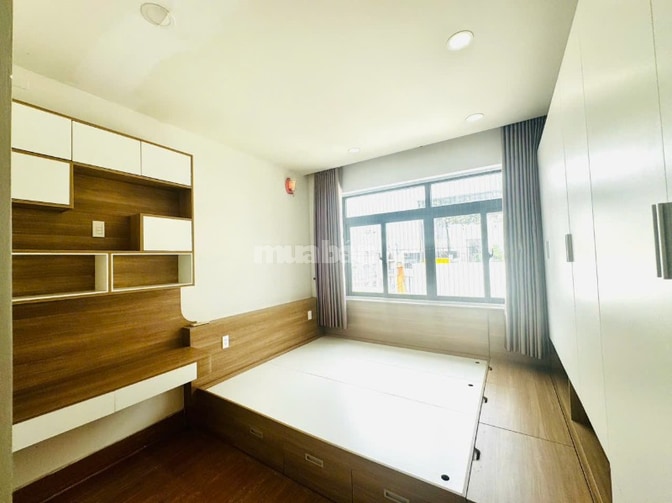 Nhà Q7 bán kính 500m Chợ, Bệnh viện, Siêu thị, Trường học, Cơ quan NN