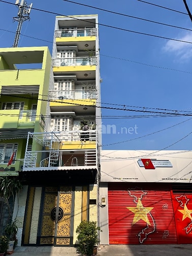 Quá rẻ nhà Mặt Tiền, Vị trí đẹp, 2 mặt tiền, thang máy, nhà thông minh