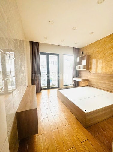 Nhà Q7 bán kính 500m Chợ, Bệnh viện, Siêu thị, Trường học, Cơ quan NN