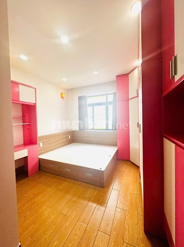Nhà Q7 bán kính 500m Chợ, Bệnh viện, Siêu thị, Trường học, Cơ quan NN