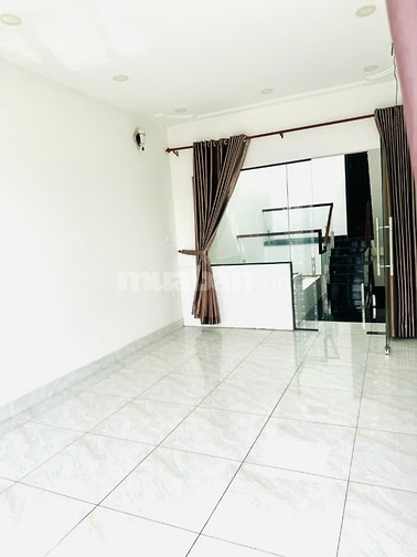 Nhà Q7 bán kính 500m Chợ, Bệnh viện, Siêu thị, Trường học, Cơ quan NN