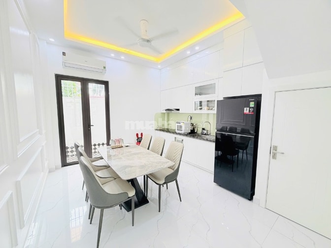 Bán nhà riêng tại Sở Dầu, Hồng Bàng,Nhà 4 Tầng, Full Nội Thất, Ở Ngay