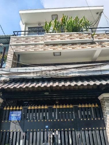 Bán nhà Gò Vấp, 1 lửng, 1 lầu, hẻm ô tô, đầy đủ công năng