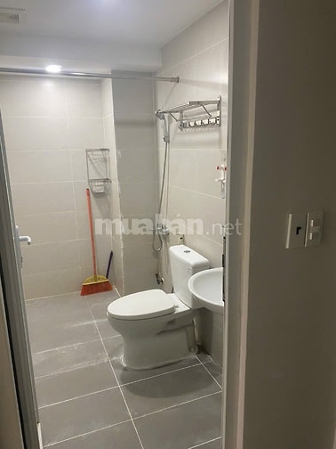 60m2 , full nội thất ,5.5tr , gần DH TĐT , Rmit , chợ , 0903621992  