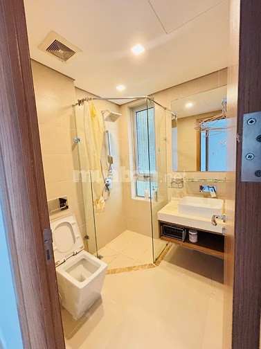 Chính chủ cho thuê CH Rivera Park SG ,74m2 2PN full NT ở liền 