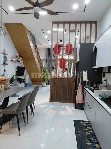 NHÀ NGUYÊN CĂN FULL NỘI THẤT NGAY TÂN QUÝ - 2PN2WC - GIÁ 13TR