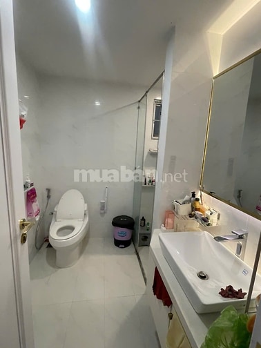 Cần bán căn hộ Giai Việt thông tầng 230m2 4pn 4wc nội thất cao cấp