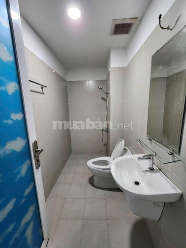 Phúc yên - 2PN, ban công, nhà trống, 76m2, giá 8,5 tr/th nhận nhà liền