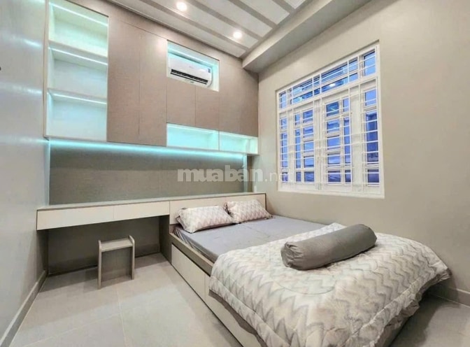 Bán nhà oto đón tận nơi có dòng tiền cho thuê