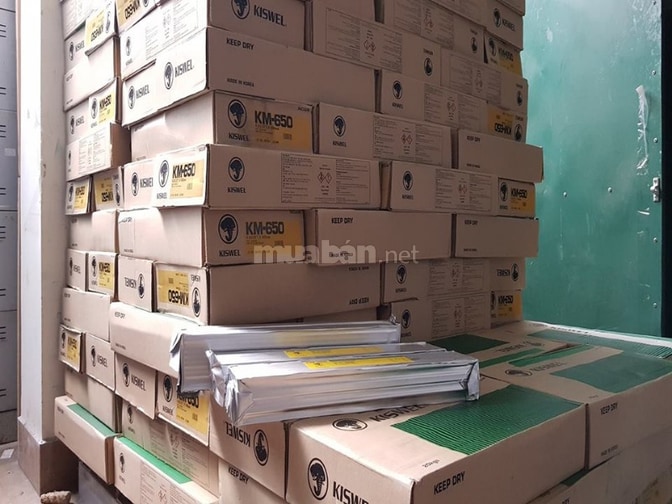 Que hàn phủ độ cứng cao Kiswel KM-650