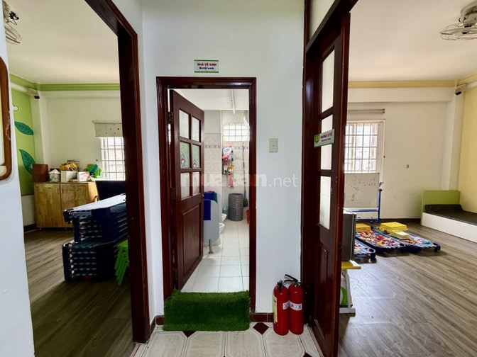 MẶT TIỀN 5 TẤM ĐÚC NGANG 10M CÓ VỈA HÈ NGAY BẢY HIỀN