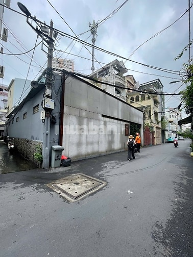 Bán nhà 13x24m - hẻm 351/ Lê Văn Sỹ, Quận 3