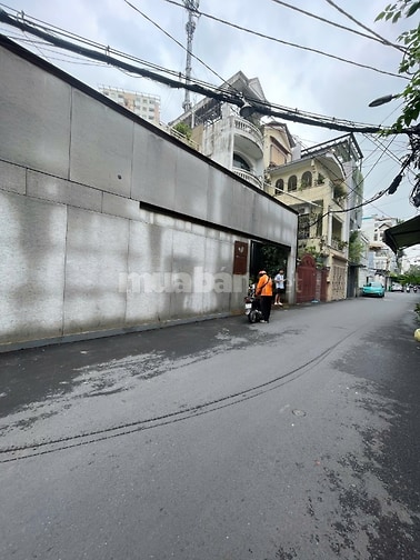 Bán nhà 13x24m - hẻm 351/ Lê Văn Sỹ, Quận 3