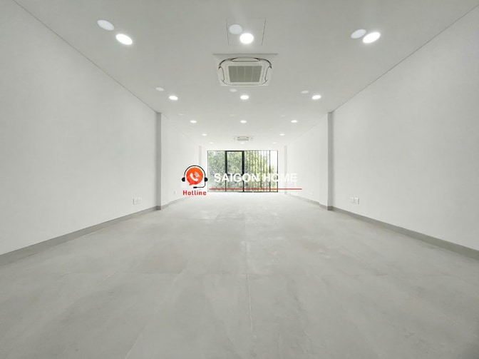 CHO THUÊ TÒA NHÀ VĂN PHÒNG  HẦM 5 TẦNG NỔI 500m2 SÀN TRỐNG SUỐT