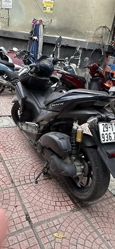 Cần bán xe NVX155, giá cả hợp lý !