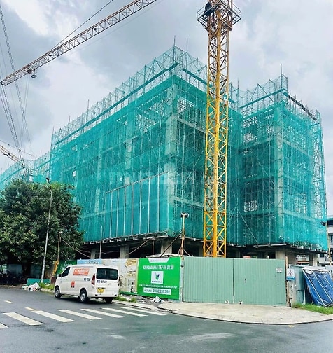Tôi bán nhanh căn hộ Saigon Skyview,Q8,75,tầng 15,chênh 350,đẹp,góc