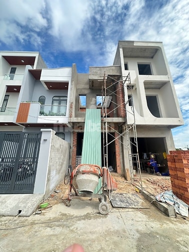 NHÀ THỦ DẦU MỘT CHỈ VỚI 2.55 TỶ SỞ HỮU NHÀ RIÊNG MỚI 100%...!!