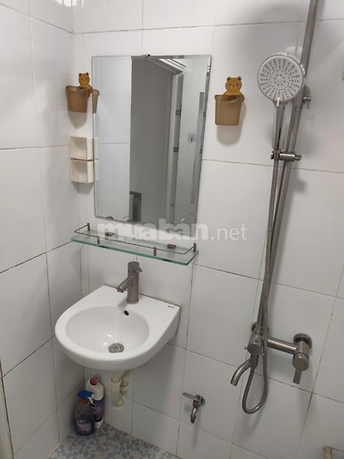 Cho thuê căn hộ tầng 2. DT: 35m2 - Phố Giáp Nhị - Hoàng Mai. HN.