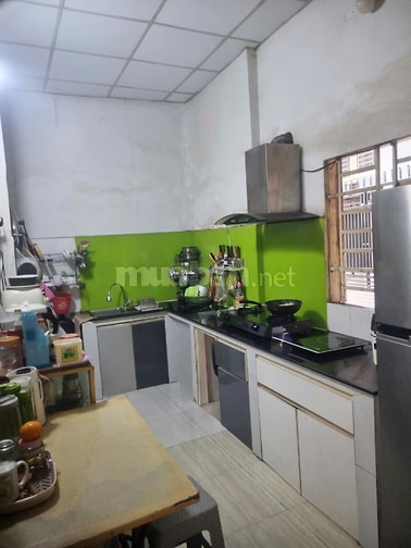 Bán nhà Q1, tpHCM. Đc TK2/36 Trần Hưng Đạo, p Cầu Ông Lãnh 