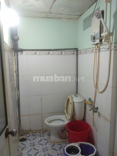CHO NỮ THUÊ TẦNG TRỆT SỐ LƯỢNG 3NGƯƠI Ở GHÉP  NGUYÊN CĂN