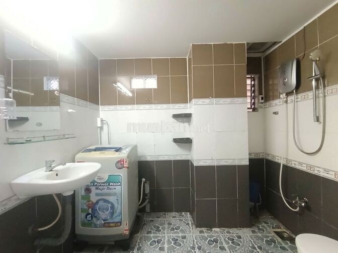 Căn Hộ 2PN 70m2 Mặt Tiền Cộng Hòa Đối Diện Sân Bay Gần Etown
