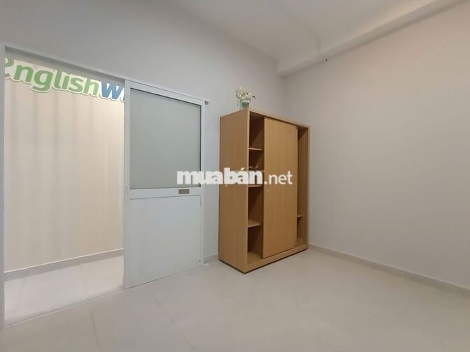 Căn Hộ 2PN 70m2 Mặt Tiền Cộng Hòa Đối Diện Sân Bay Gần Etown