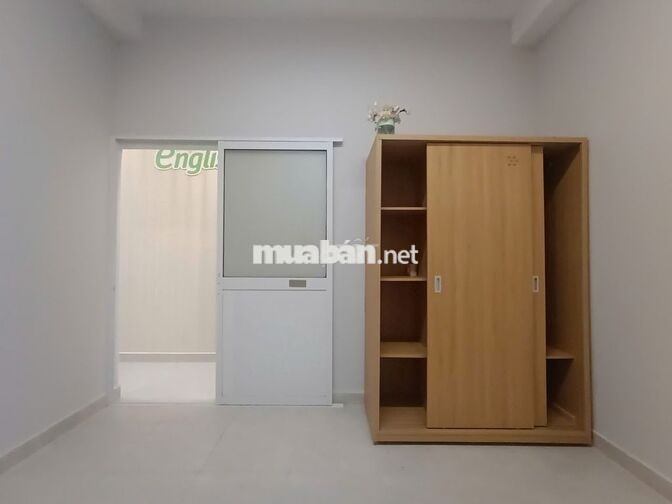 Căn Hộ 2PN 70m2 Mặt Tiền Cộng Hòa Đối Diện Sân Bay Gần Etown