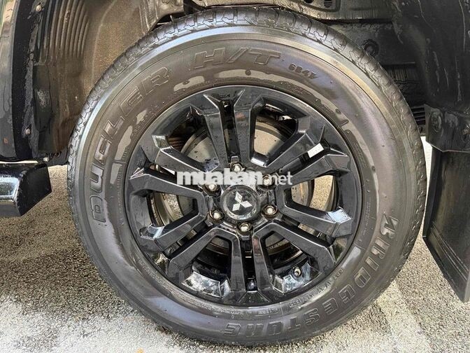 Mitsubishi Triton Athlete 2022 Tự động Đen