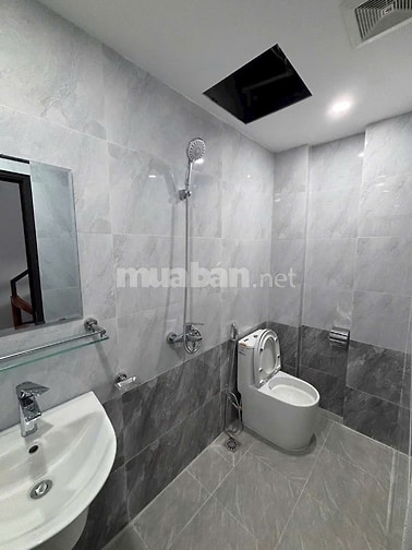Bán nhà khu Tân Mai. Hoàng Mai, diện tích 25 m2 x5 tầng,
