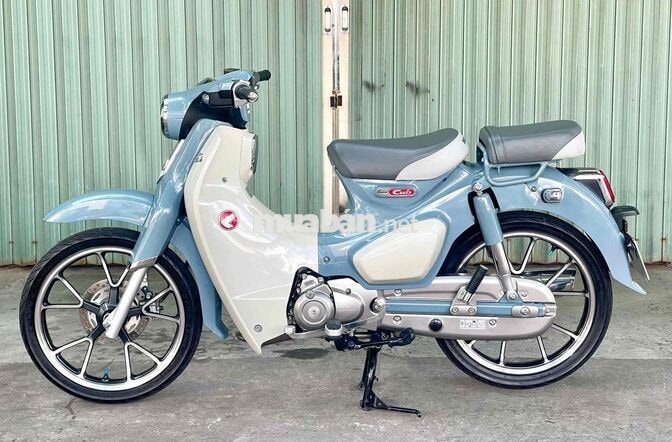 Honda Super Cub 125/2023 odo 4400 km bao sang tên