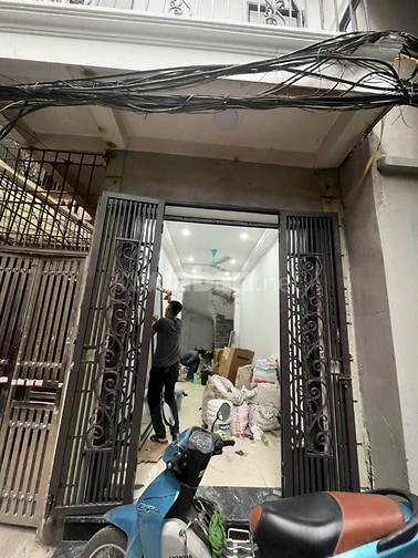 Bán nhà khu Tân Mai. Hoàng Mai, diện tích 25 m2 x5 tầng,