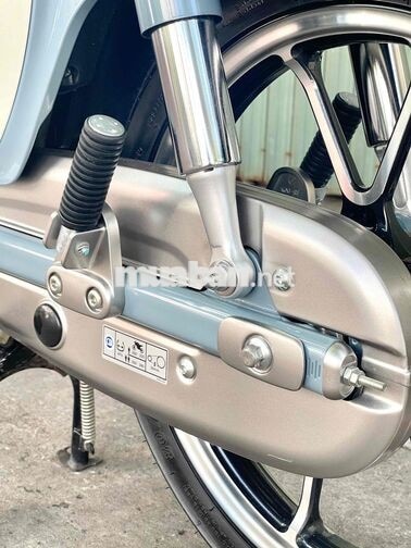 Honda Super Cub 125/2023 odo 4400 km bao sang tên