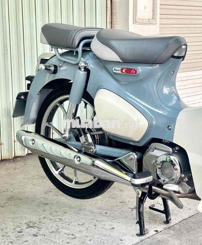Honda Super Cub 125/2023 odo 4400 km bao sang tên