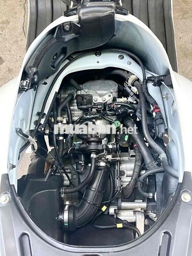 Piaggio Vespa GTS 125/2017 i-Get ABS bao kí giấy