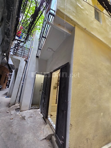 Nhà lô góc, mặt tiền thoáng, tại phố Tôn Đức Thắng, giá 2,45 tỷ