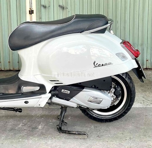 Piaggio Vespa GTS 125/2017 i-Get ABS bao kí giấy